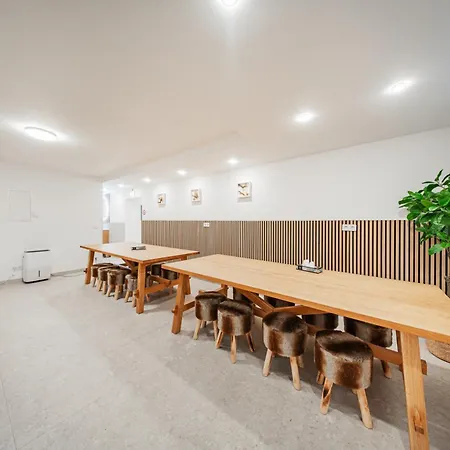 Peak By Home1 * إنسبروك