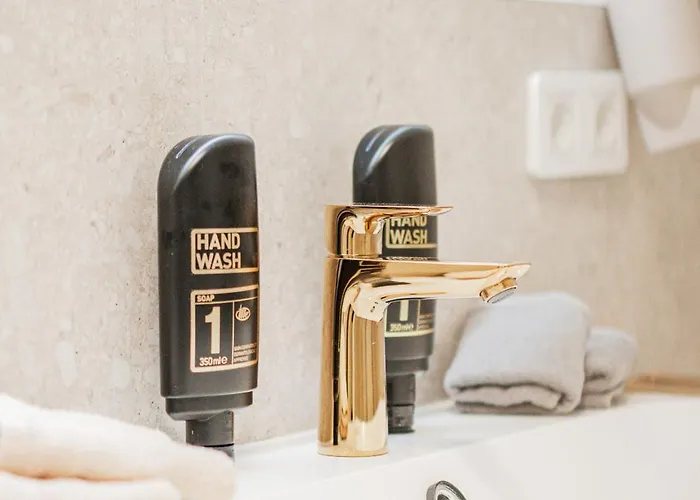 Peak By Home1 بيت شباب إنسبروك